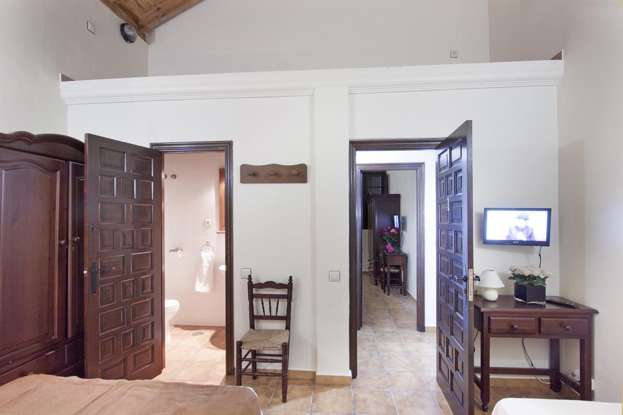 Hotel Puerta De La Sierra 푸에르토 세라노 외부 사진